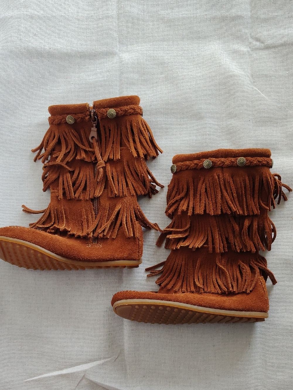Minnetonka Kids Suede Fringe Boots - Chestnut Brown